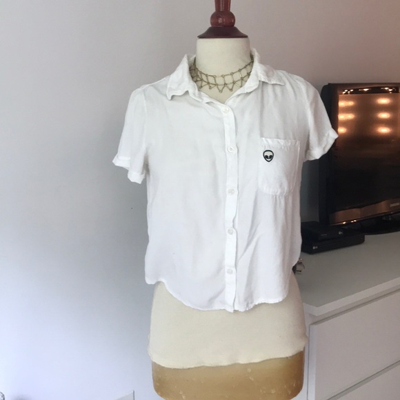 Brandy Melville white alien button up shirt - Picture 3 of 5